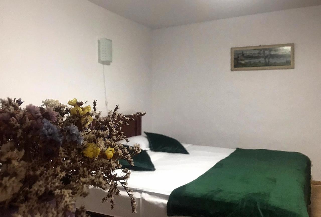 فيلا Apartament Sarco فاترا دورني المظهر الخارجي الصورة